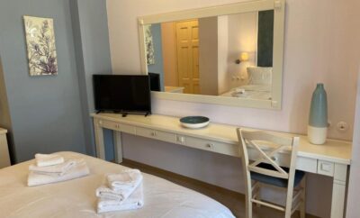 HOTEL TSARSI – Large Double Room