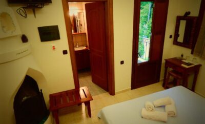 Guesthouse Rastoni – Double Room with Mountain View